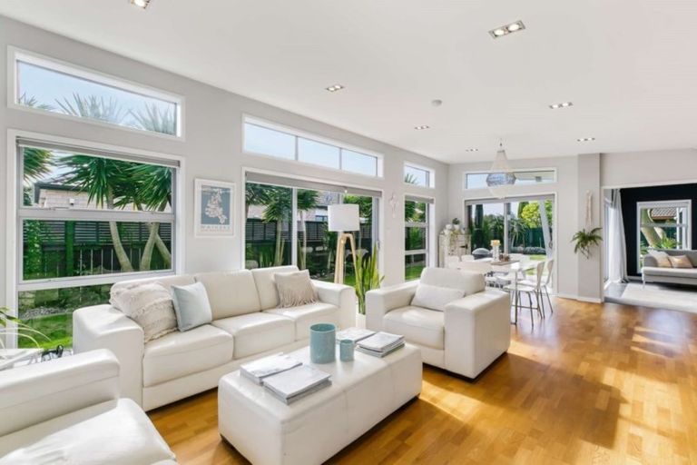 Photo of property in 29 Kahira Crescent, Papamoa Beach, Papamoa, 3118