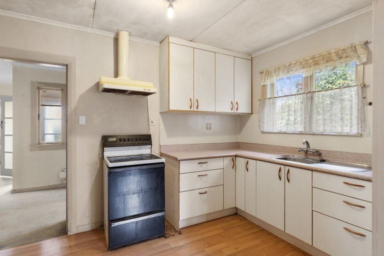 Photo of property in 1 Brick Street, Te Aroha, 3320