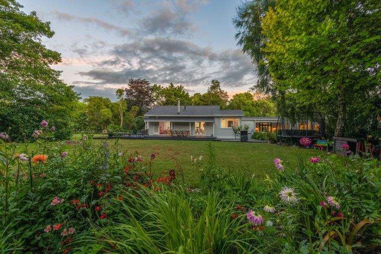 Photo of property in 83 Pinfold Road, Aokautere, Palmerston North, 4471