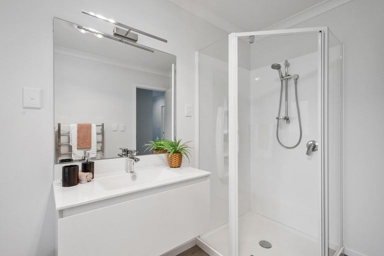 Photo of property in 59b Saint Kilda Road, Cambridge, 3434