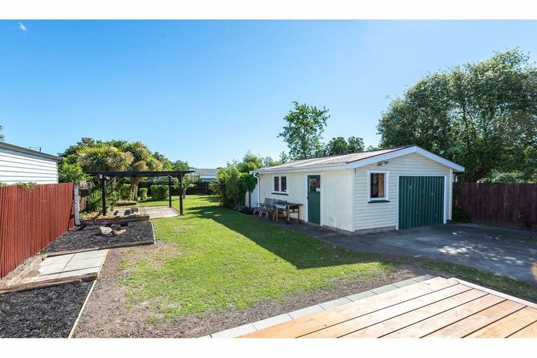 Photo of property in 16 Aylesford Street, Mairehau, Christchurch, 8013