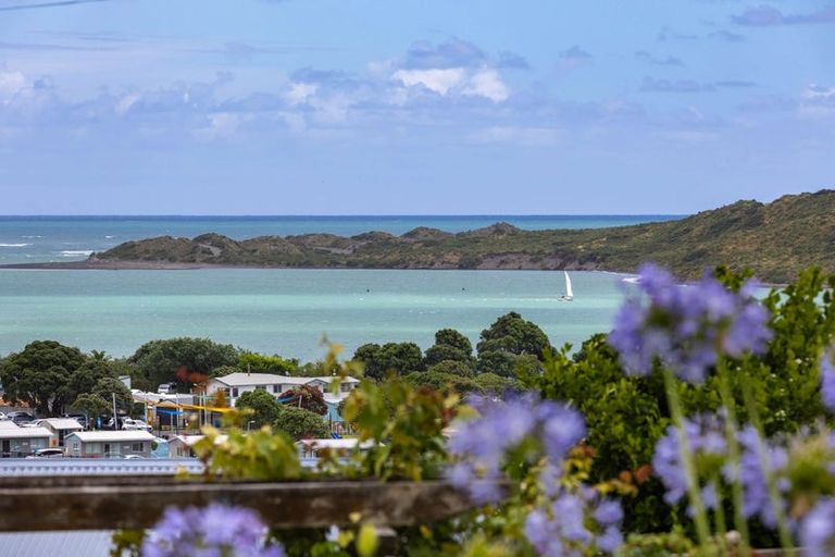 Photo of property in 28 Norrie Avenue, Raglan, 3225