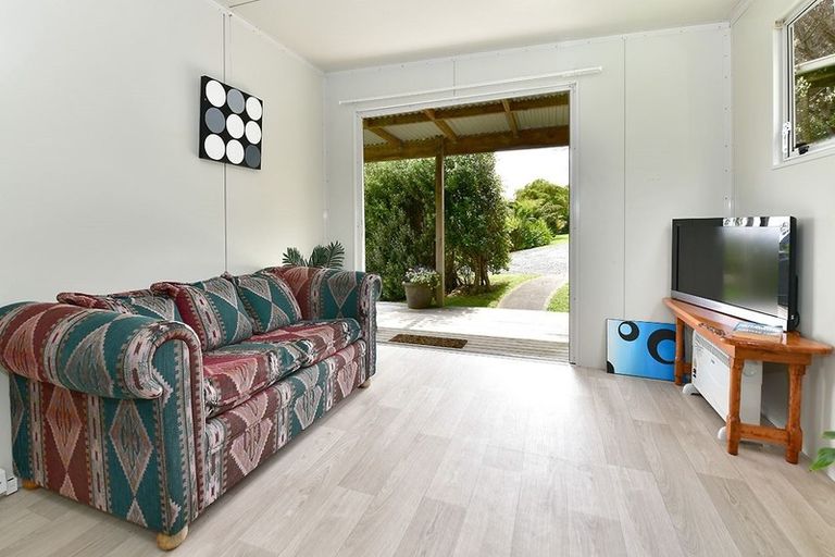 Photo of property in 570 Mahurangi East Road, Algies Bay, Warkworth, 0920