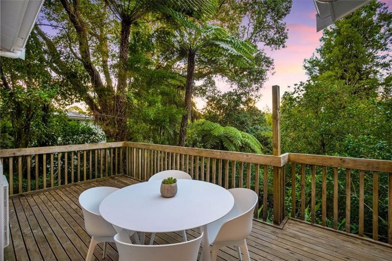 Photo of property in 23 Kauri Loop Road, Oratia, Auckland, 0604