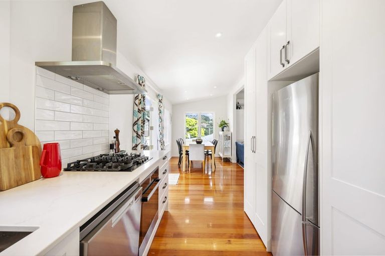 Photo of property in 19 Bombay Street, Ngaio, Wellington, 6035