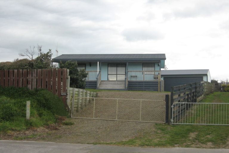 Photo of property in 42 Park Avenue, Waitarere Beach, Levin, 5510