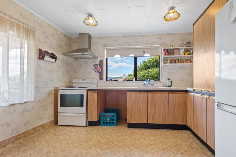 Photo of property in 39 Koromiko Street, Otaki Beach, Otaki, 5512