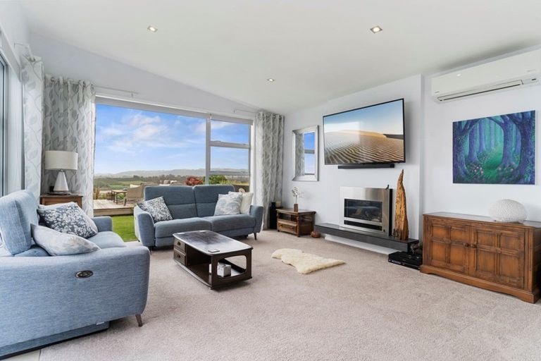 Photo of property in 16 Holyoake Terrace, Omokoroa, 3114