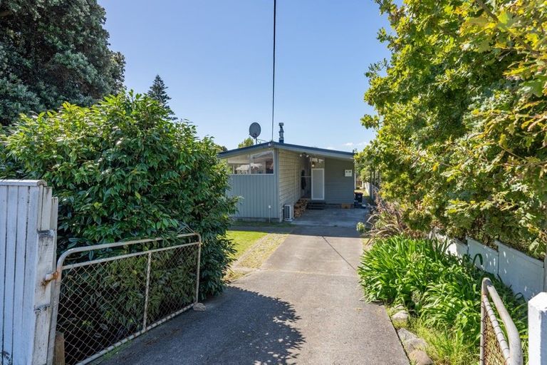 Photo of property in 50 Tasman Road, Otaki Beach, Otaki, 5512