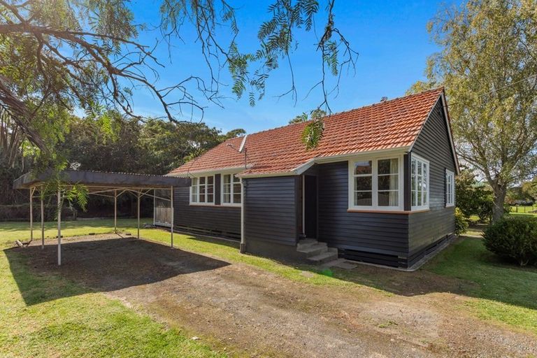 Photo of property in 19 Tawa Street, Edgecumbe, 3120