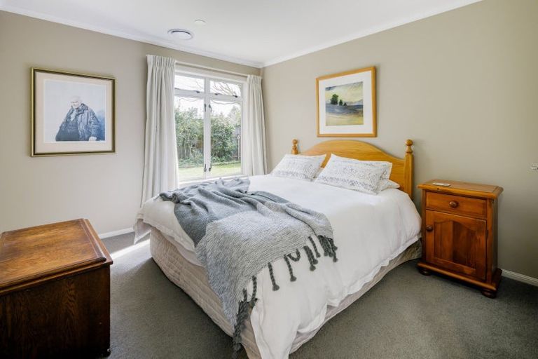 Photo of property in 61 Bowen Street, Cambridge, 3434