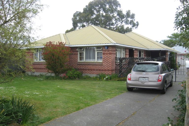 Photo of property in 91 Englefield Road, Northwood, Christchurch, 8051