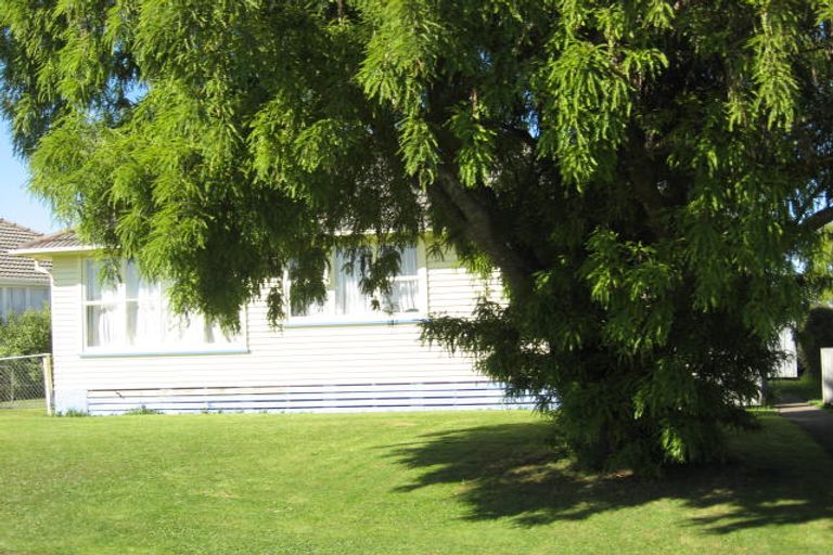 Photo of property in 1221 Hazelmere Crescent, Te Awamutu, 3800