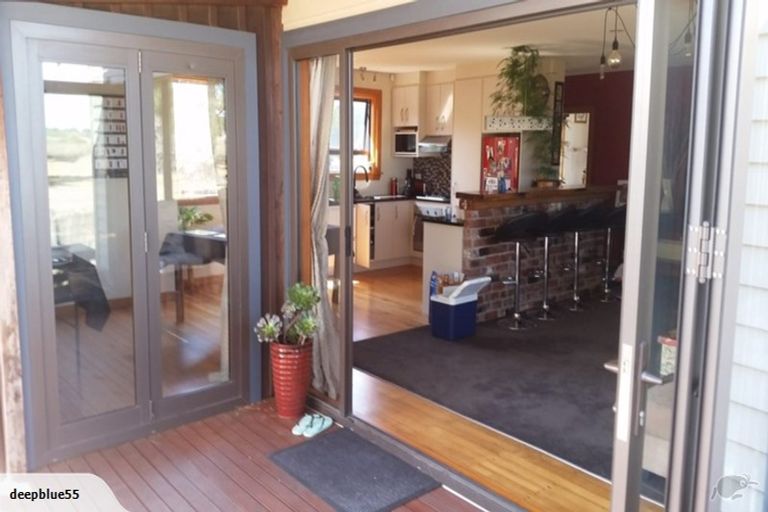 Photo of property in 64 Tovey Street, New Brighton, Christchurch, 8061