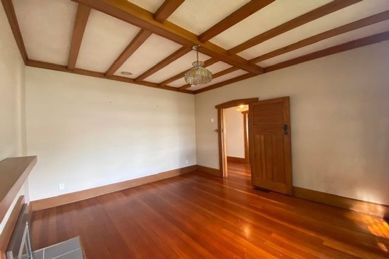 Photo of property in 31 Hardy Street, Waterloo, Lower Hutt, 5011