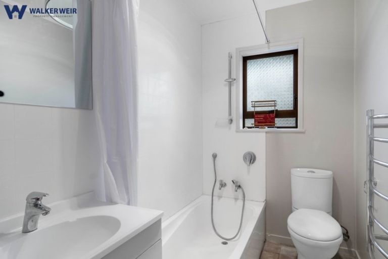 Photo of property in 2/131 Coronation Road, Papatoetoe, Auckland, 2025