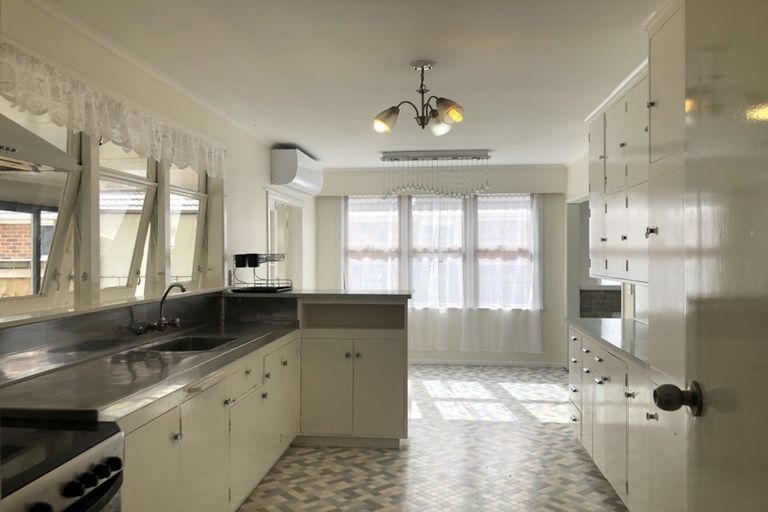 Photo of property in 41 Regent Street, Papatoetoe, Auckland, 2025