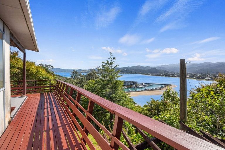 Photo of property in 118 Paku Drive, Tairua, 3508