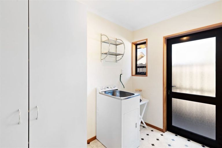 Photo of property in 4b Enverton Drive, Rangiora, 7400