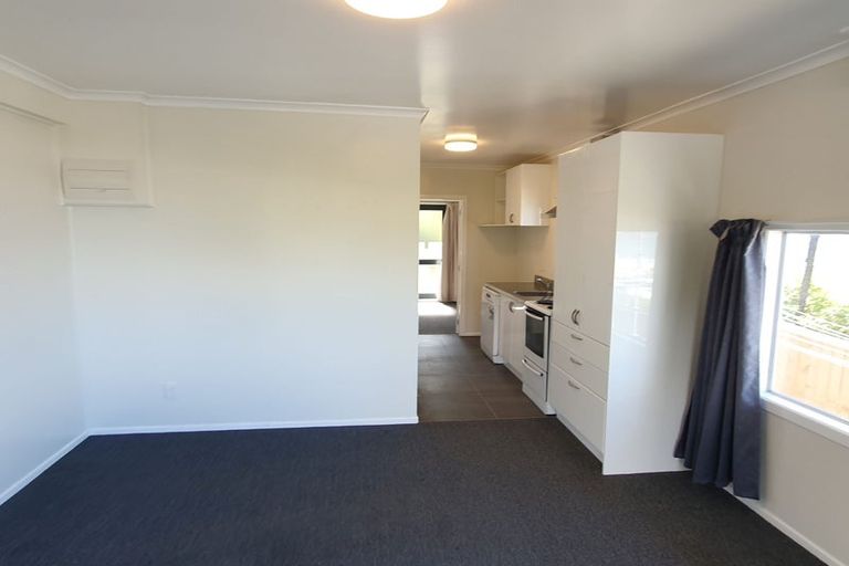 Photo of property in 4 London Road, Korokoro, Lower Hutt, 5012