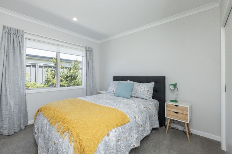 Photo of property in 52 Eriksen Road, Te Awa, Napier, 4110