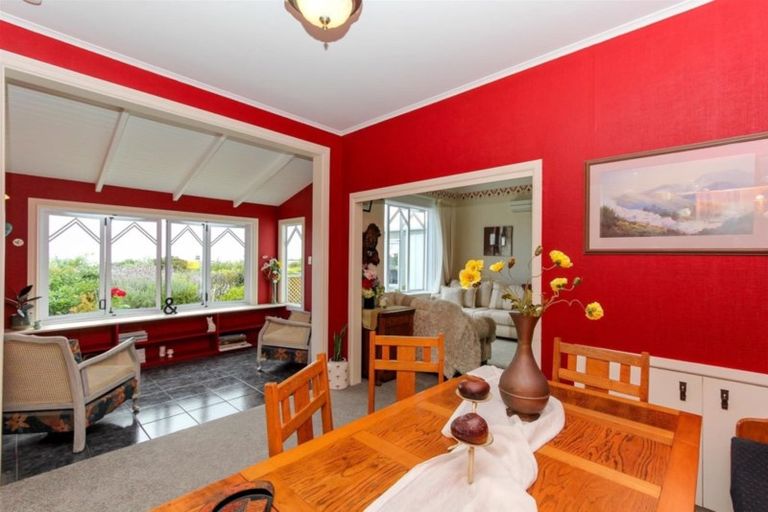 Photo of property in 85 Gover Street, New Plymouth, 4310