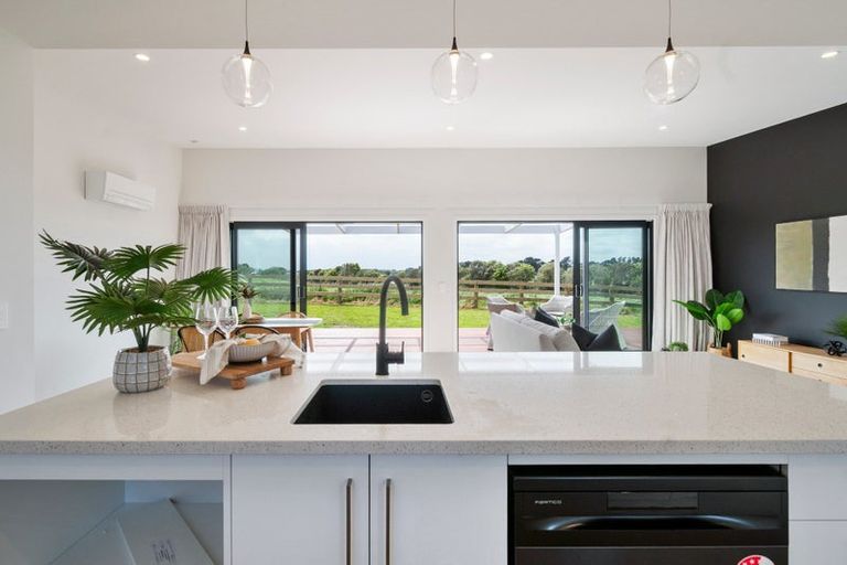 Photo of property in 1121 Parewanui Road, Parewanui, 4894