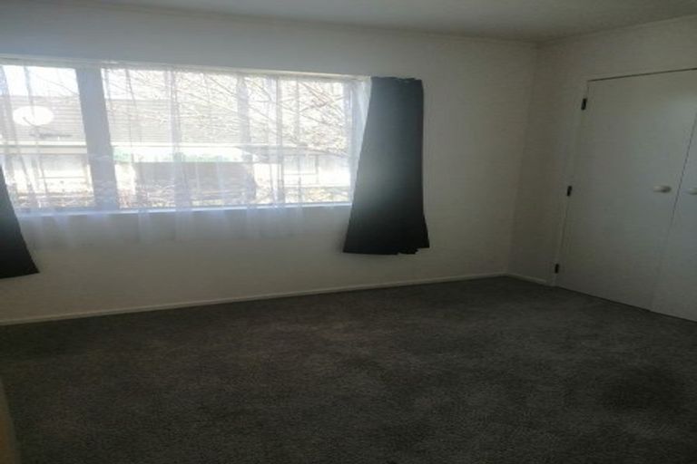 Photo of property in 2/13 Rapallo Place, Farm Cove, Auckland, 2012