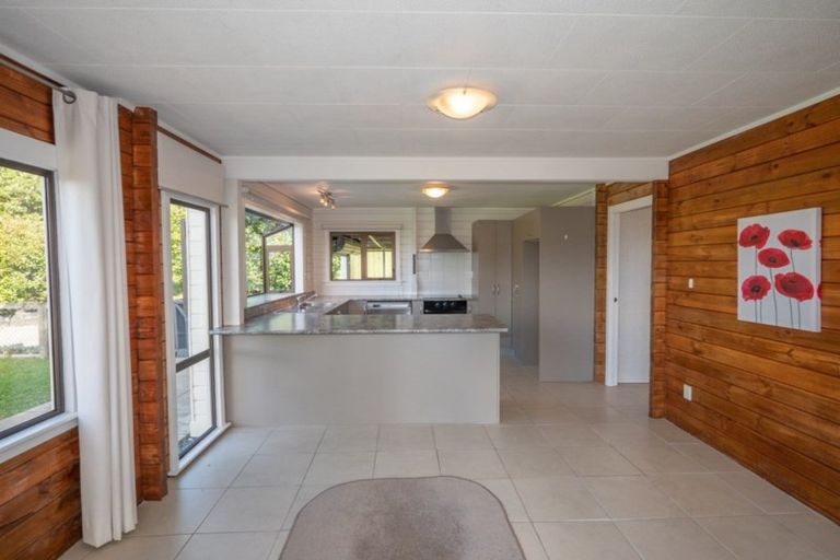 Photo of property in 8 Haekaro Lane, Cable Bay, 0420