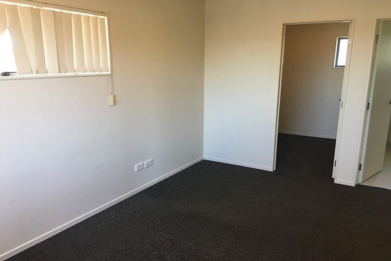 Photo of property in 21 Midshipman Court, Gulf Harbour, Whangaparaoa, 0930