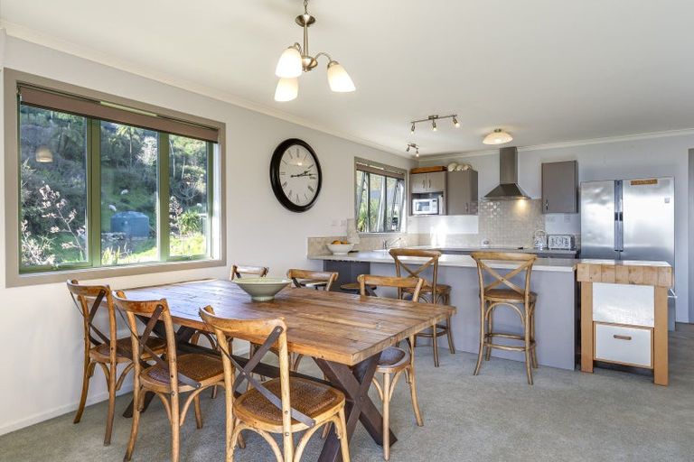 Photo of property in 19 Pohutukawa Place, Pohara, Takaka, 7183