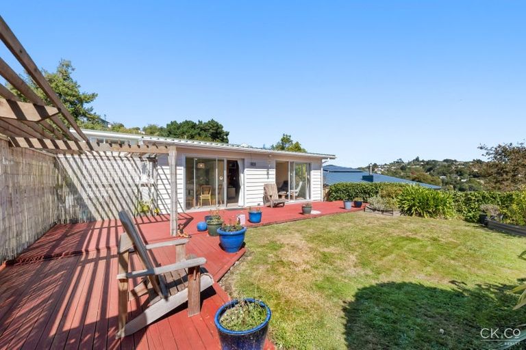 Photo of property in 7 Manor Drive, Stokes Valley, Lower Hutt, 5019