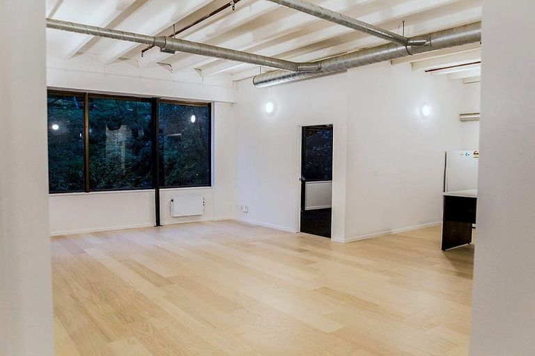 Photo of property in Quantum Apartments, 59 Boulcott Street, Wellington Central, Wellington, 6011