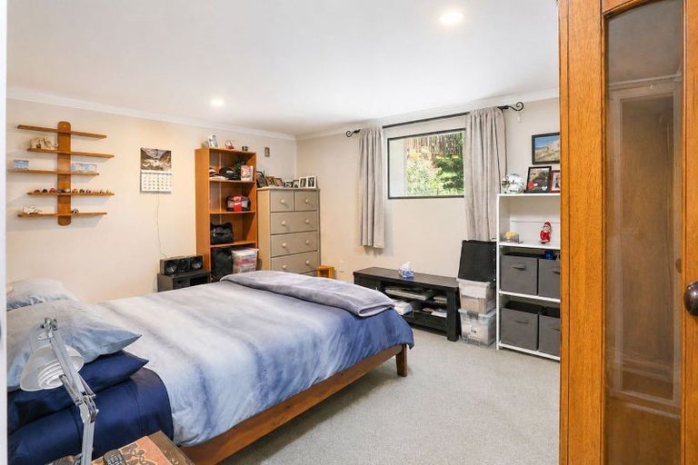 Photo of property in 96b Grand Vue Road, Kawaha Point, Rotorua, 3010