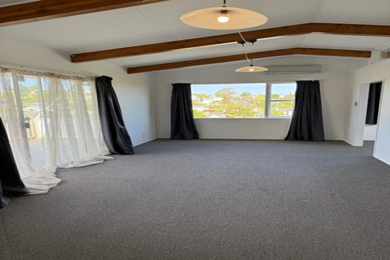 Photo of property in 46 Richards Avenue, Forrest Hill, Auckland, 0620
