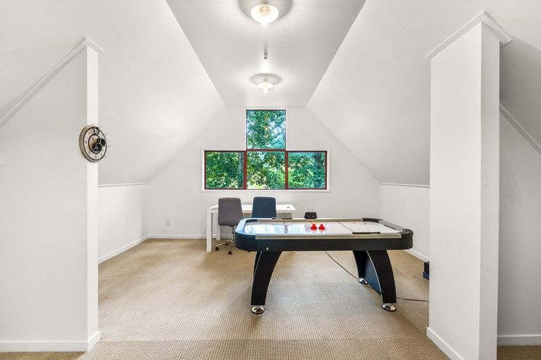 Photo of property in 32 Tirohanga Road, North Taieri, Mosgiel, 9092