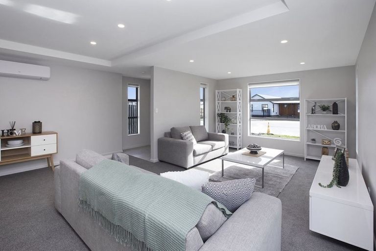 Photo of property in 20 Lussa Close, Broomfield, Christchurch, 8042