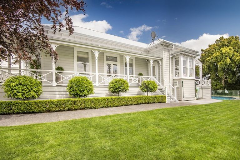 Photo of property in 29 Maritime Terrace, Birkenhead, Auckland, 0626