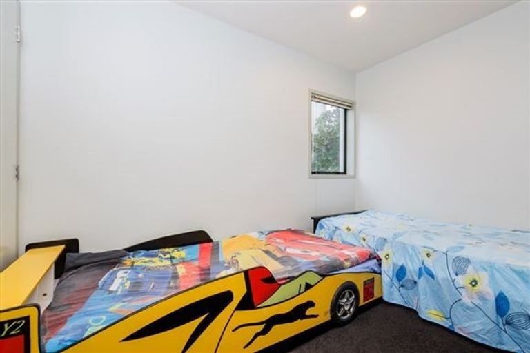 Photo of property in Norfolk Pines, 2/437b Albany Highway, Albany, Auckland, 0632