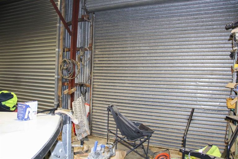 Photo of property in 14 Ferry Road, Tuatapere, 9620