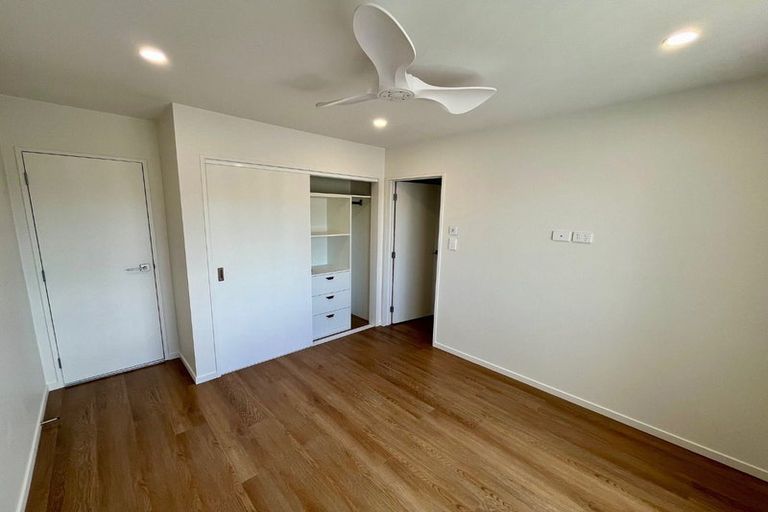 Photo of property in 41b Kelwyn Road, Kelston, Auckland, 0602