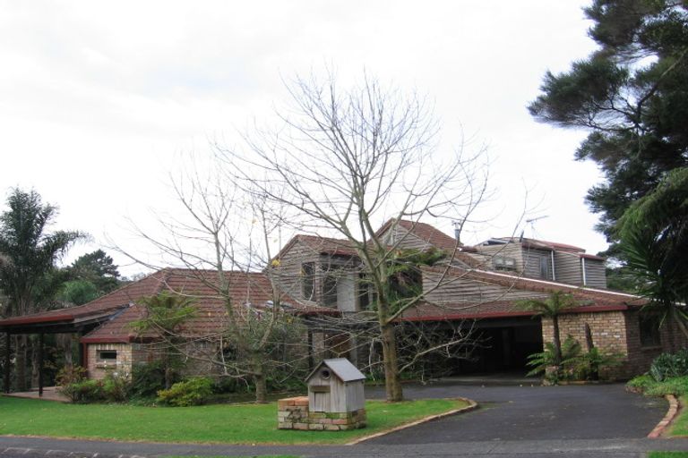 Photo of property in 23 Kingfisher Grove, Greenhithe, Auckland, 0632