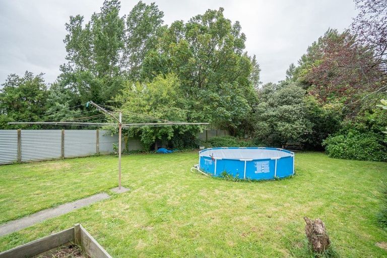 Photo of property in 10 Renfrew Place, Highbury, Palmerston North, 4412