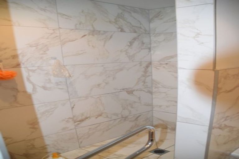 Photo of property in 6/6-8 Pannill Place, Oteha, Auckland, 0632