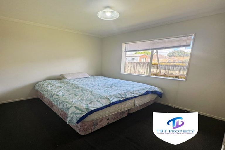 Photo of property in 10 Portrush Lane, Takanini, 2112