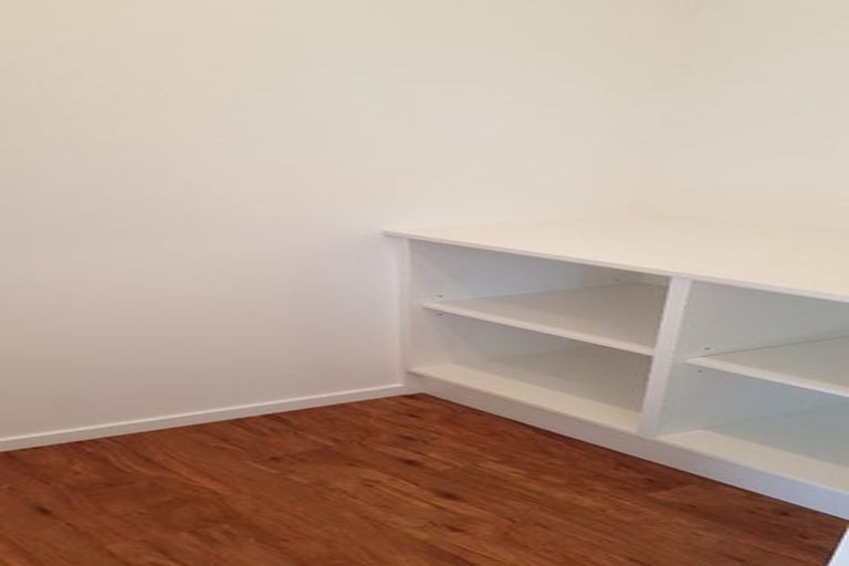 Photo of property in 31 Mehrtens Crescent, Woodend, 7691