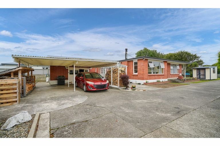 Photo of property in 77 Duncan Street, Hawthorndale, Invercargill, 9810