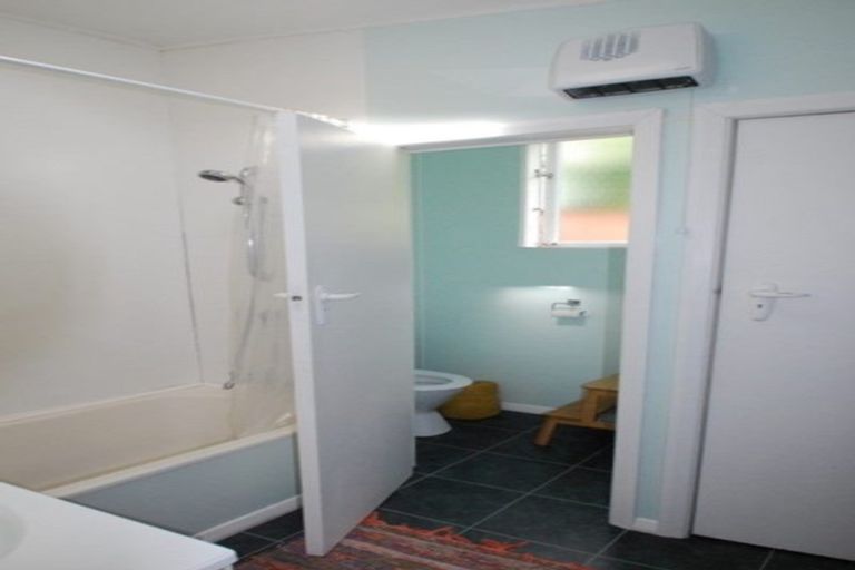 Photo of property in 504 Adelaide Road, Berhampore, Wellington, 6023