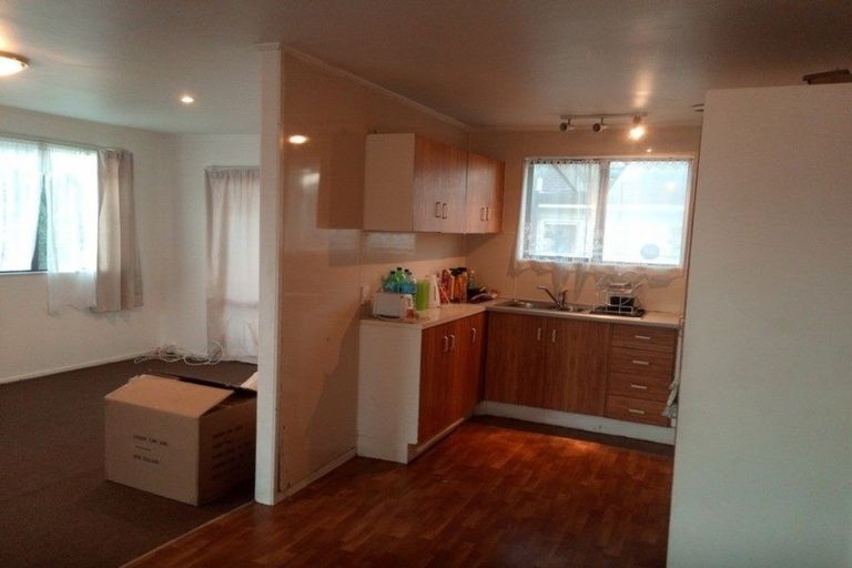 Photo of property in 2/19 Dunstan Place, Otara, Auckland, 2023