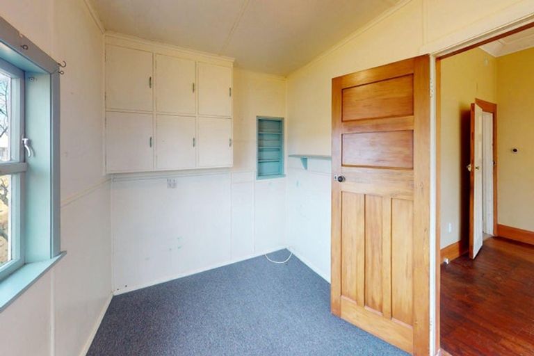 Photo of property in 28 Millar Street, Terrace End, Palmerston North, 4410